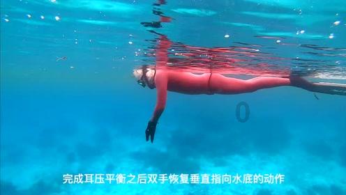 我老是喜欢问男友以前的恋情史，因为很爱他就想了解他的以前，但是知道了之后心里就很郁闷？游戏画面